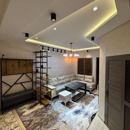 Cosy flat in the city center Самарканд Екстериор снимка